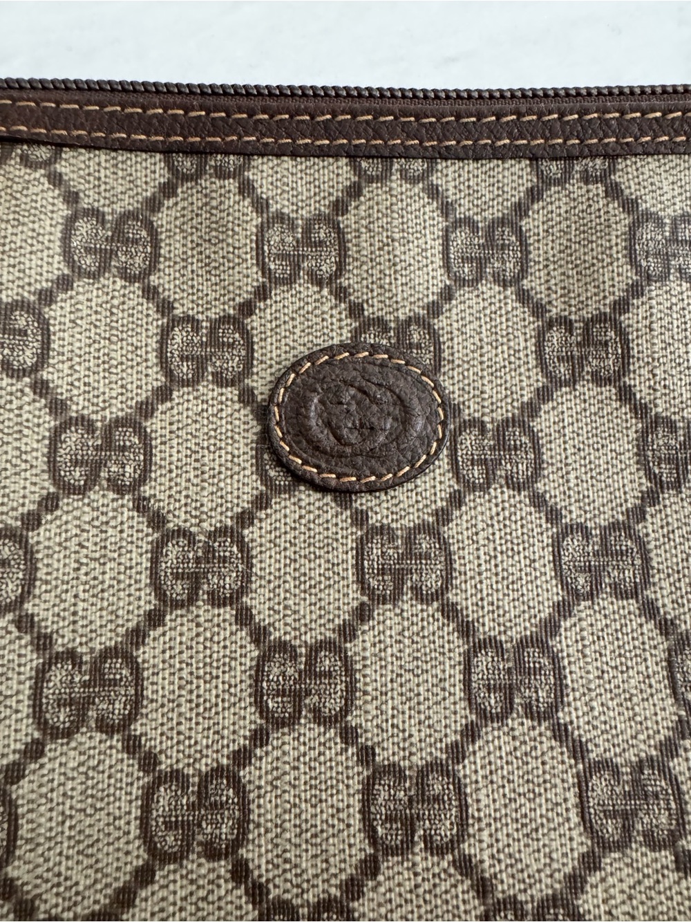 Gucci Pouch *authentic comes with COA* - Picture 2 of 9